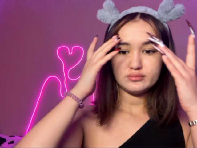 FiolaLaim live cam on BongaCams