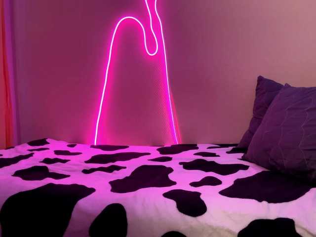 FiolaLaim live cam on BongaCams