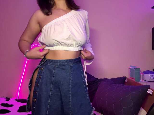 FiolaLaim live webcam show