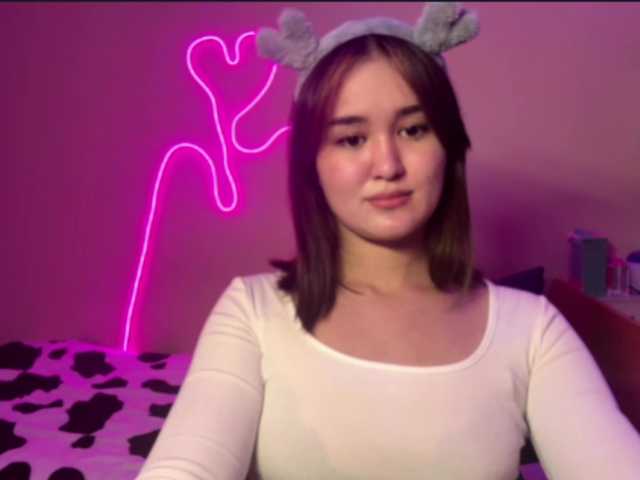 FiolaLaim live cam on BongaCams