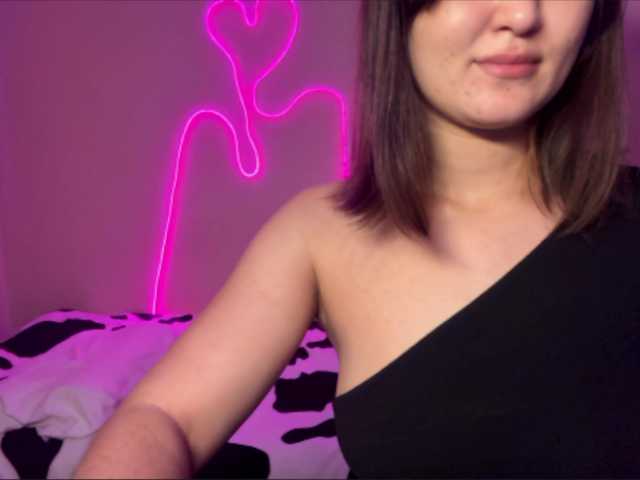 FiolaLaim live cam on BongaCams