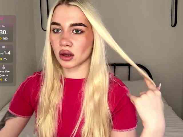 KatieGlow webcam