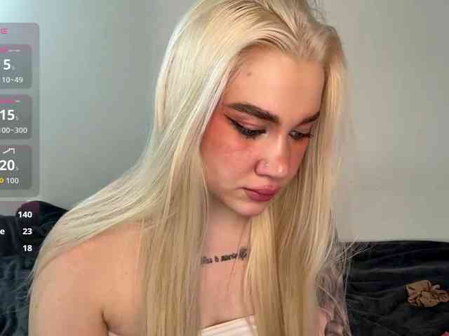 KatieGlow webcam