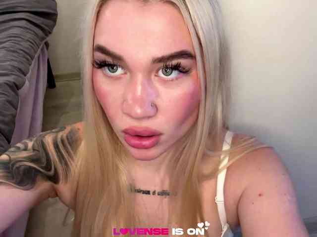 KatieGlow KatieGlow