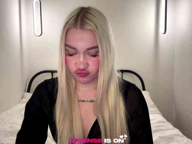 KatieGlow KatieGlow