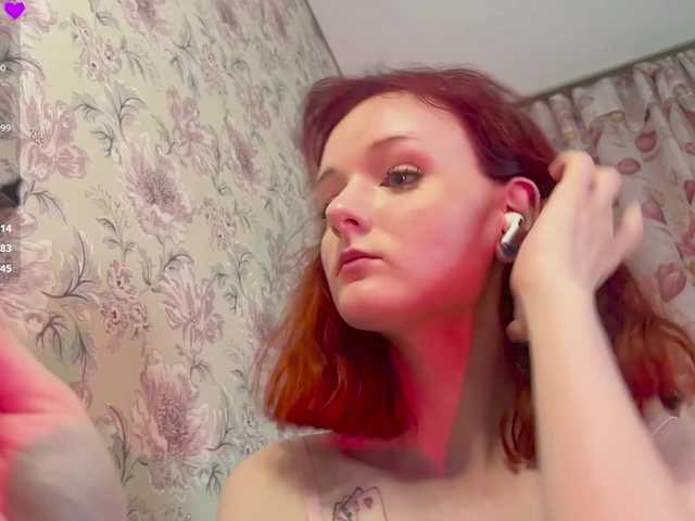 MiraCharming live cam on BongaCams