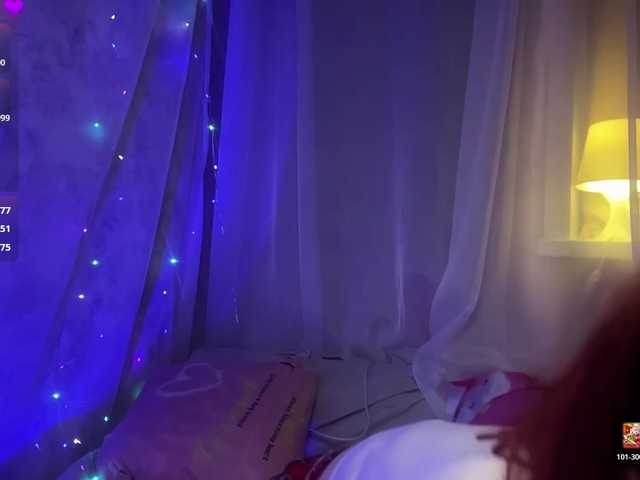 MiraCharming live webcam show