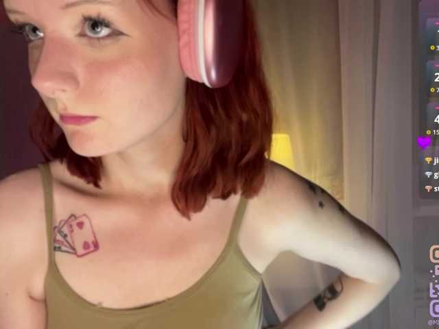 MiraCharming live cam on BongaCams