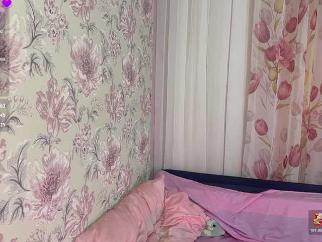 MiraCharming live cam on BongaCams