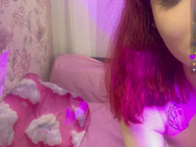 MiraCharming live cam on BongaCams