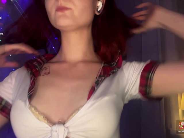 MiraCharming live webcam show