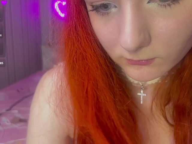 MiraCharming live cam on BongaCams