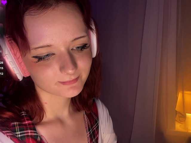 MiraCharming live cam on BongaCams