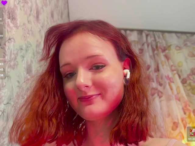 MiraCharming live cam on BongaCams