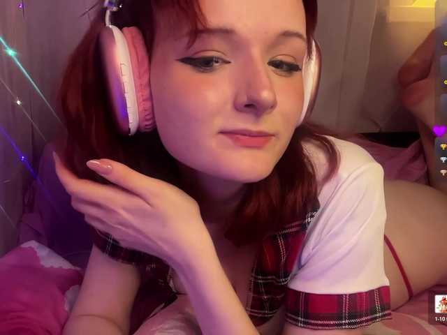 MiraCharming live cam on BongaCams