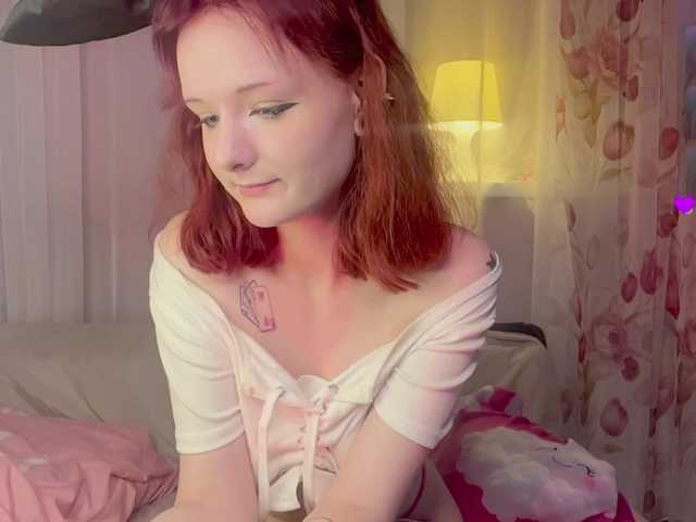 MiraCharming live cam on BongaCams