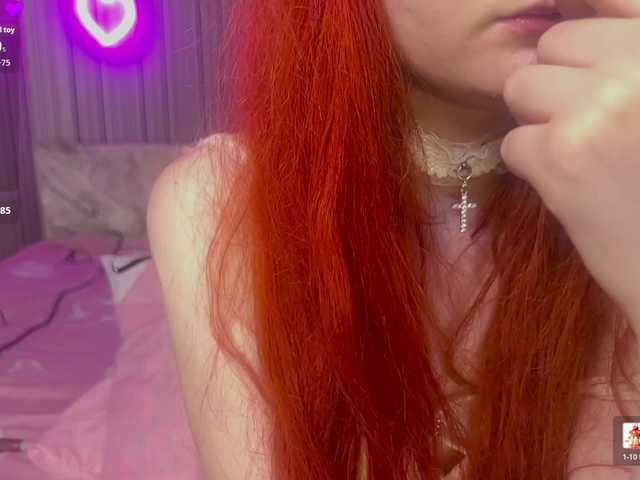 MiraCharming live cam on BongaCams