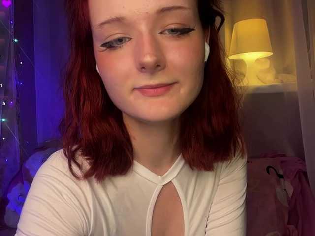MiraCharming live cam on BongaCams