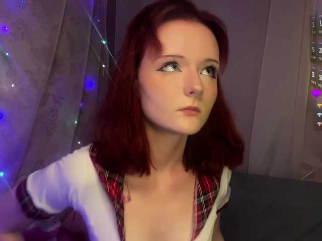 MiraCharming live cam on BongaCams