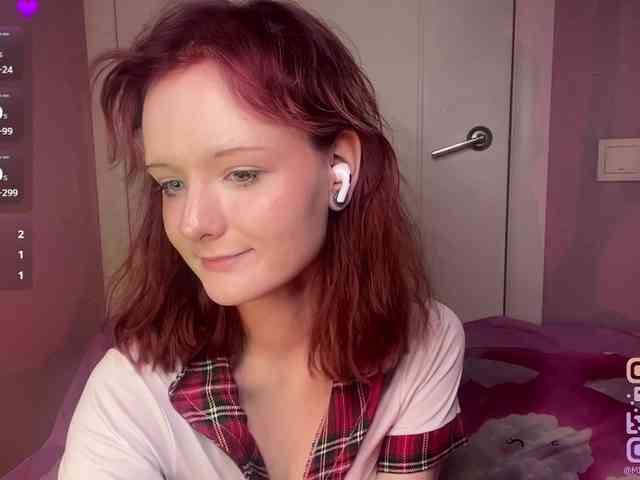 MiraCharming Live Webcam on BongaCams