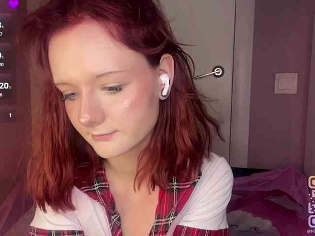 MiraCharming Live Webcam on BongaCams