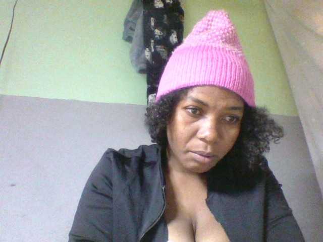 Florecia1 live cam on BongaCams