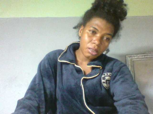 Florecia1 live cam on BongaCams