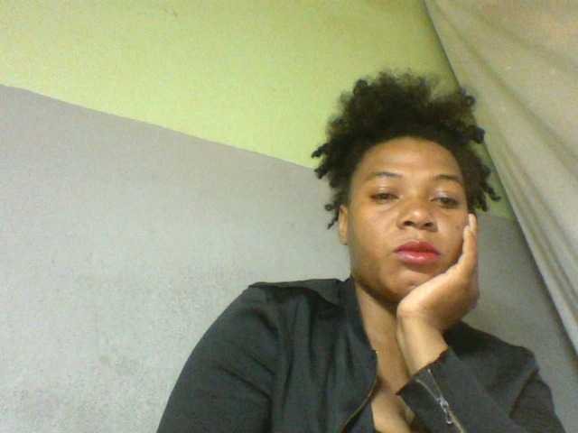 Florecia1 live cam on BongaCams