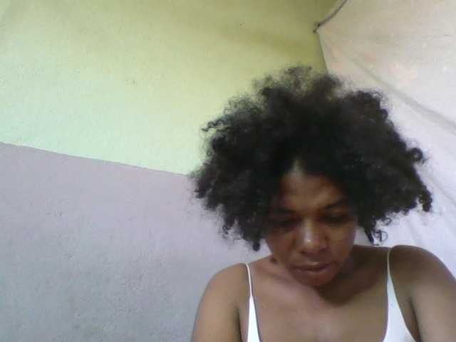 Florecia1 live cam on BongaCams