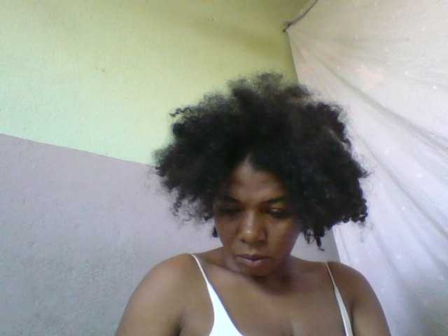Florecia1 live cam on BongaCams