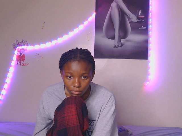 CocoKiss02 live cam on BongaCams
