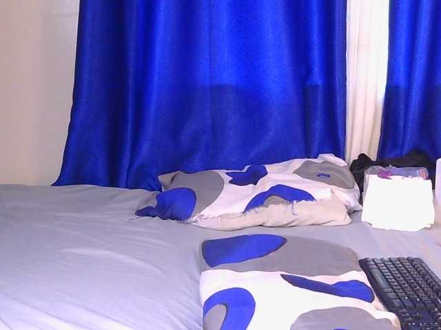 CocoKiss02 live webcam show