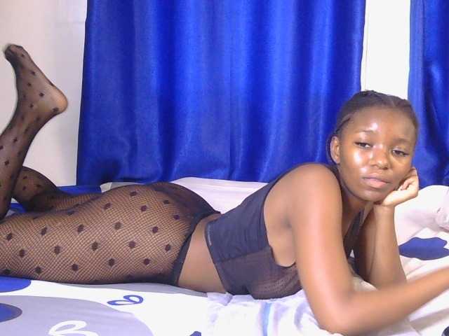 CocoKiss02 live webcam show