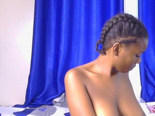 CocoKiss02 live webcam show