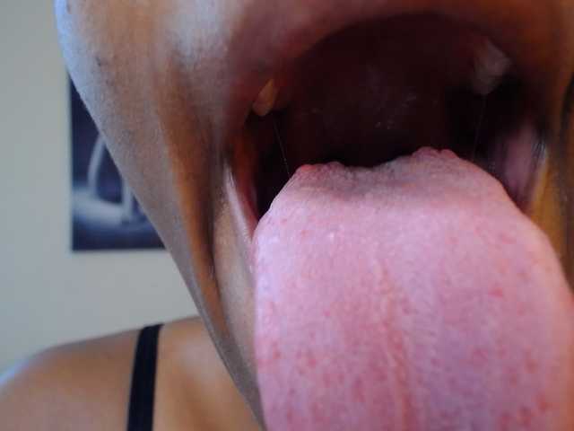 CocoKiss02 live cam on BongaCams