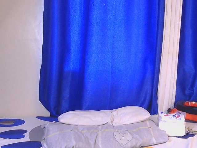 CocoKiss02 live webcam show