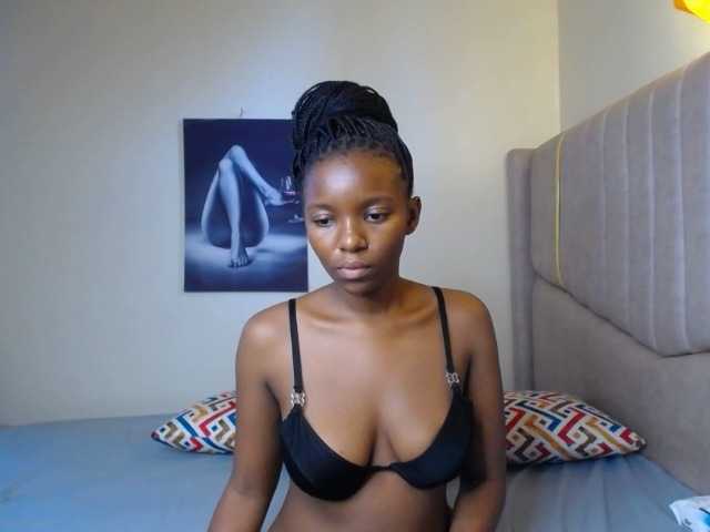 CocoKiss02 live cam on BongaCams
