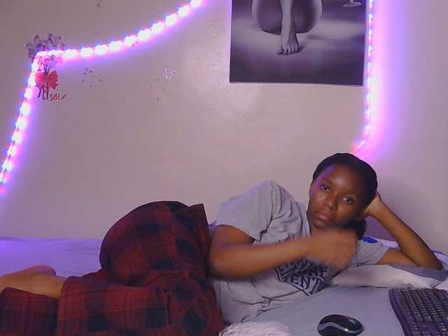 CocoKiss02 live cam on BongaCams