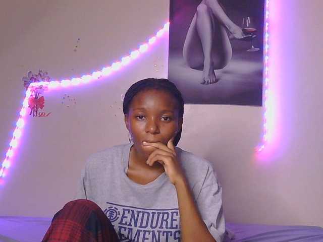 CocoKiss02 live cam on BongaCams