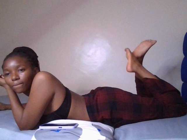 CocoKiss02 live cam on BongaCams