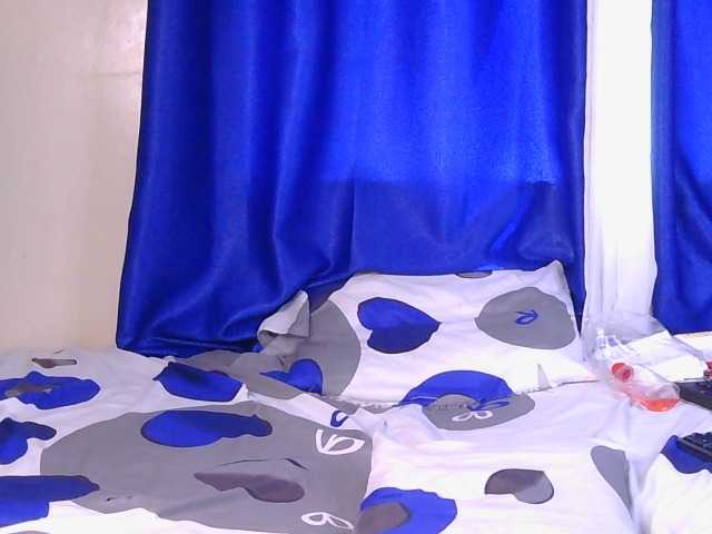 CocoKiss02 live webcam show