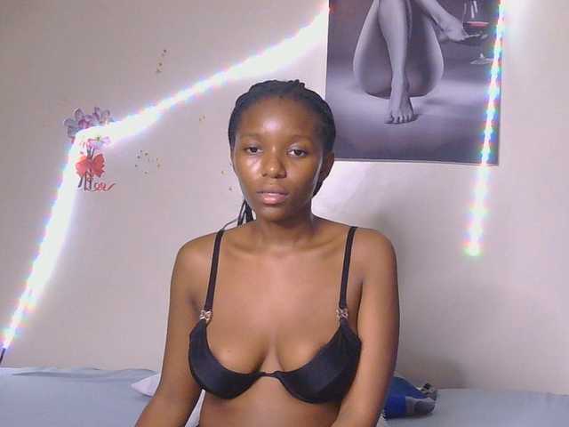 CocoKiss02 live cam on BongaCams