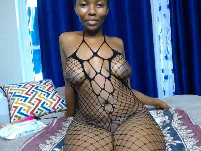 CocoKiss02 webcam