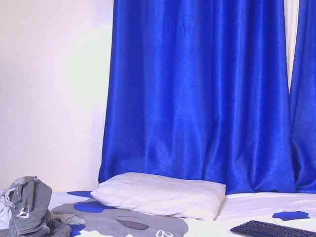 CocoKiss02 webcam