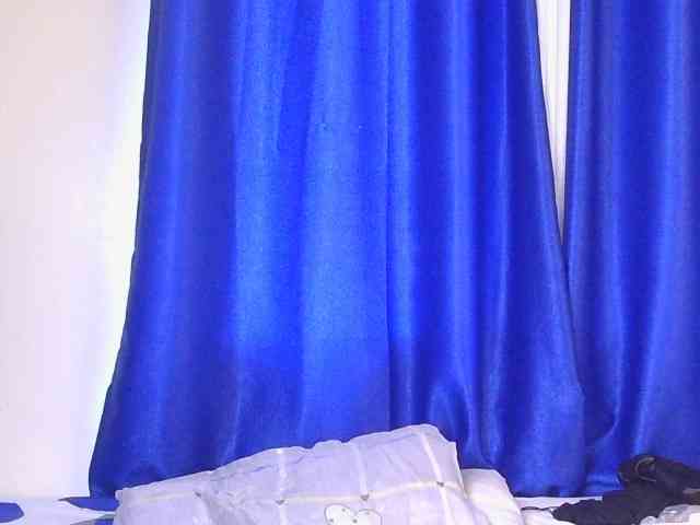 CocoKiss02 webcam