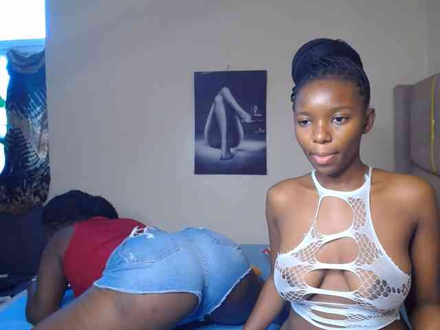 CocoKiss02 webcam