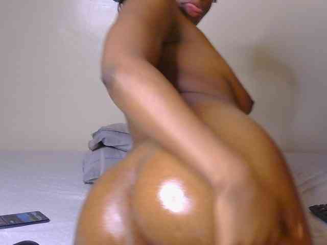 CocoKiss03 webcam