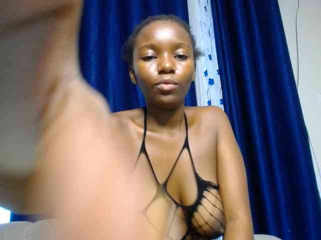 CocoKiss02 webcam