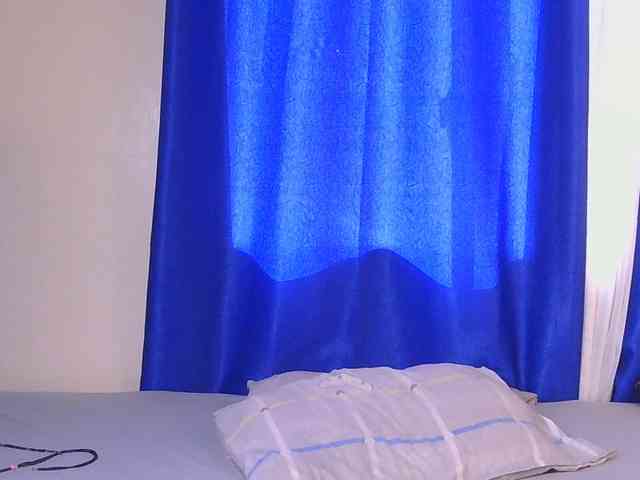 CocoKiss02 webcam