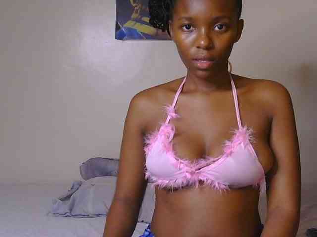 CocoKiss03 webcam